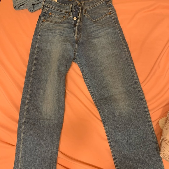 Dark Levis Jeans - Picture 1 of 2
